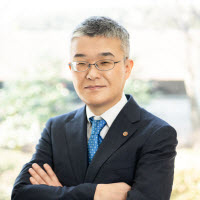 監修者 岡 佳伸